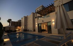 Zero Four Deadsea